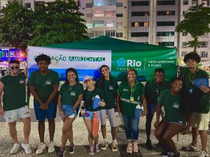 Equipe Educação Ambiental durante Show da Madonna em Copacabana
